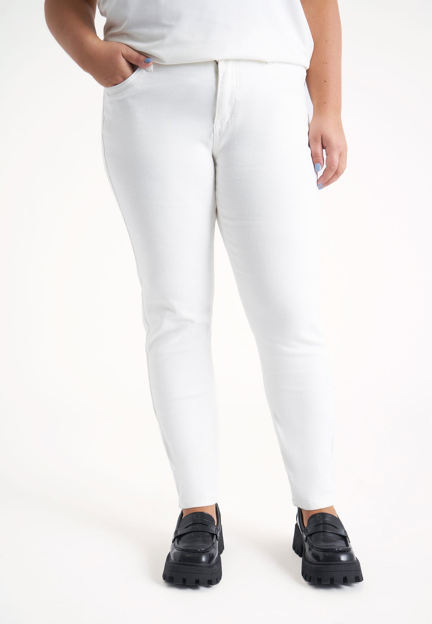 Adia ADMilan Jeans 4101 White