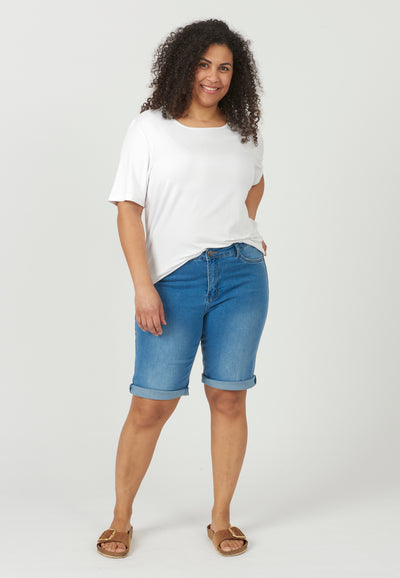 Adia ADMilan Shorts 8420 Blue Light